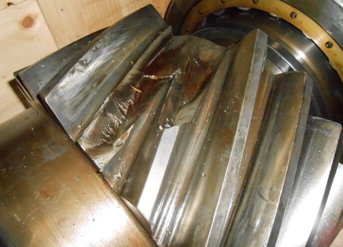 Premature Wear and Surface Pitting of Gear