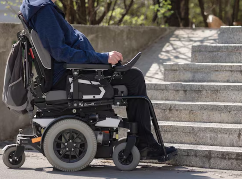 High-Ratio Gears Reduction for Electric Wheelchairs